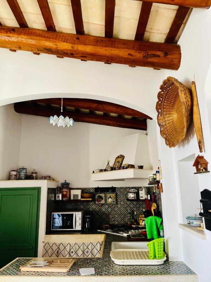 Apartamento Cortile Padre Vincenzo Erice Exterior foto