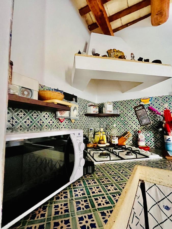 Apartamento Cortile Padre Vincenzo Erice Exterior foto